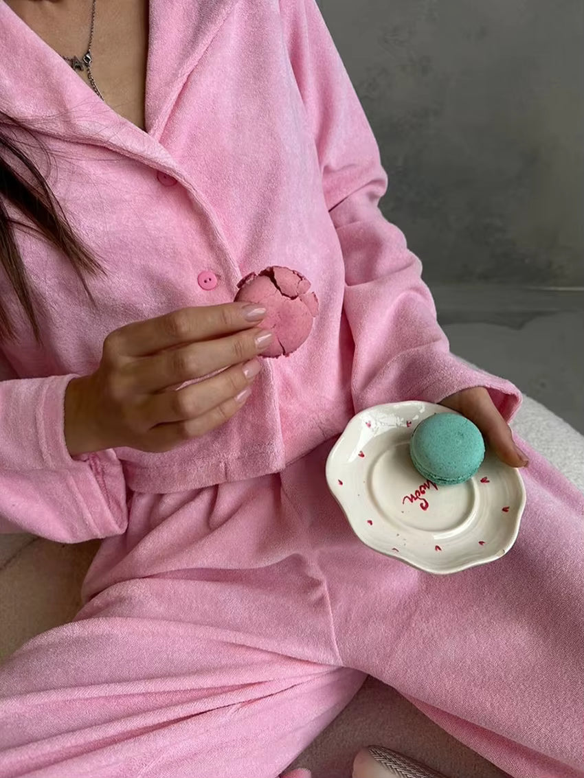 Ensemble Pyjama Femme – Chemise Boutonnée & Pantalon Fluide