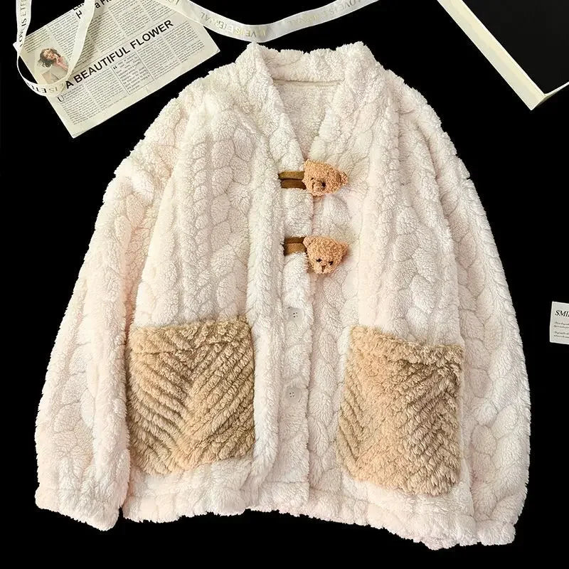 Ensemble Pyjama Femme Flanelle – Col V & Pantalon Chaud