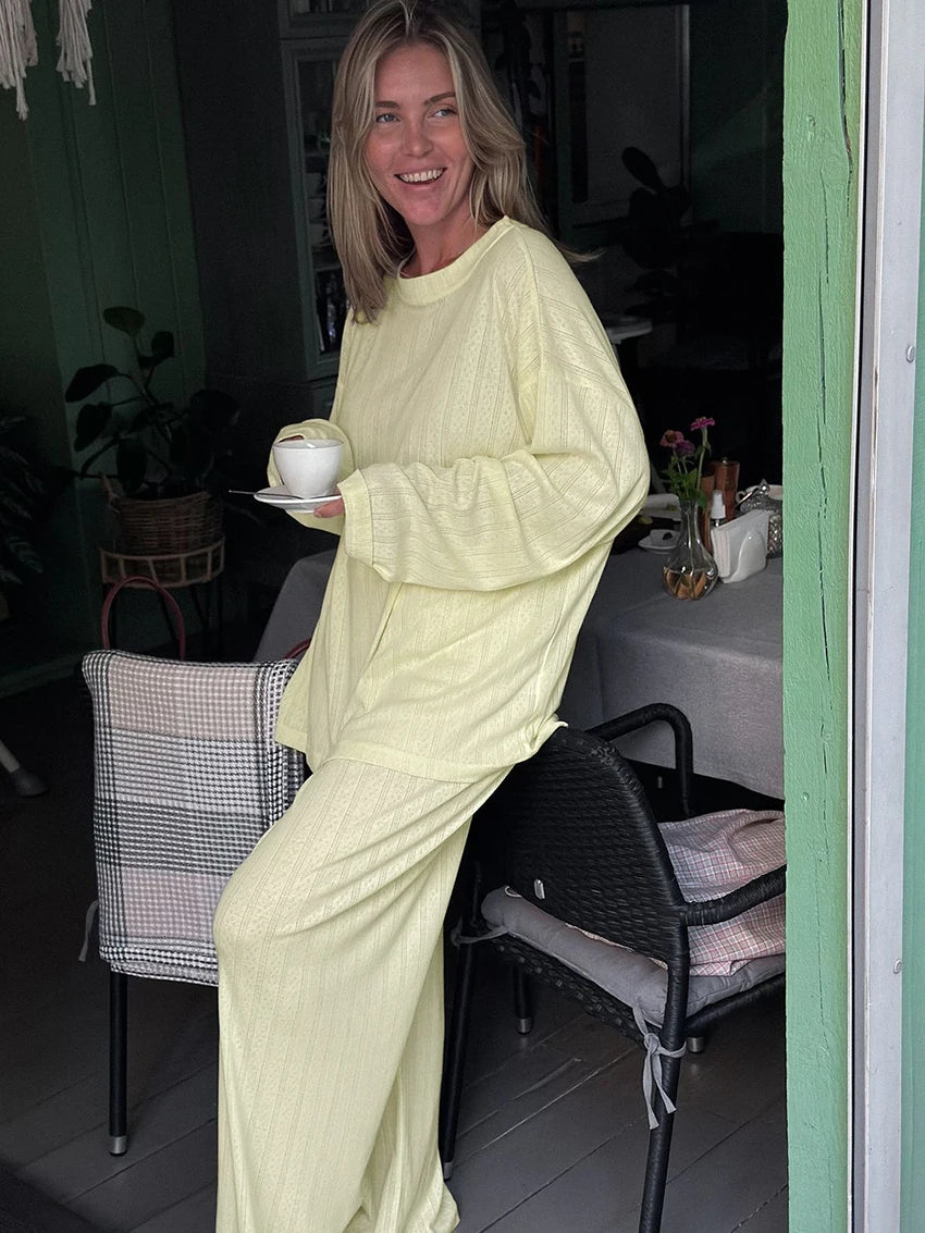 Pyjama Femme Ample – Haut Manches Longues & Pantalon Fluide