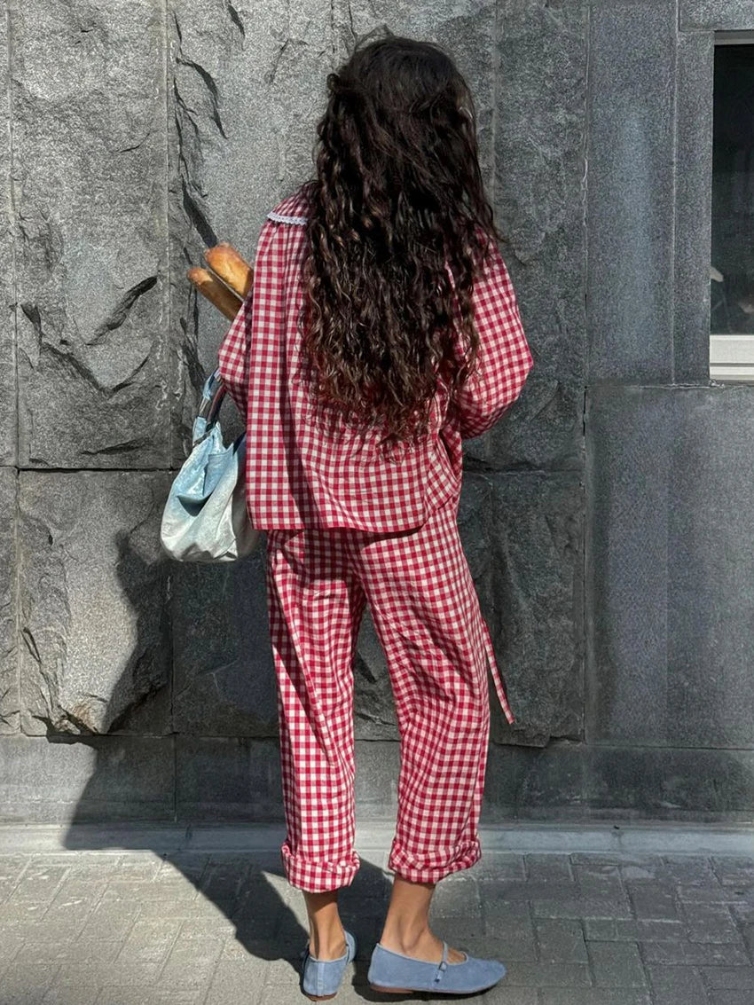 Pyjama Femme Carreaux Rouges – Ensemble Chemise à Revers & Pantalon Ample