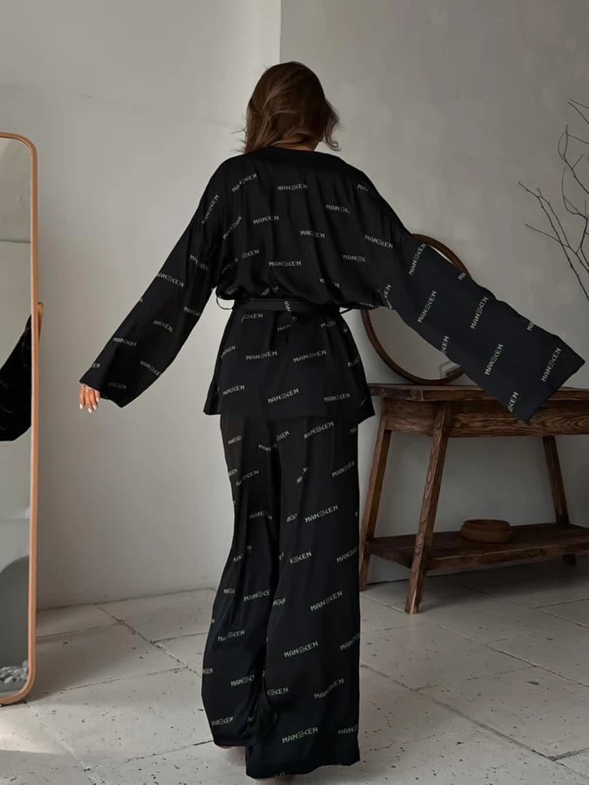 Pyjama Femme Imprimé – Ensemble 2 Pièces Col V & Pantalon Large