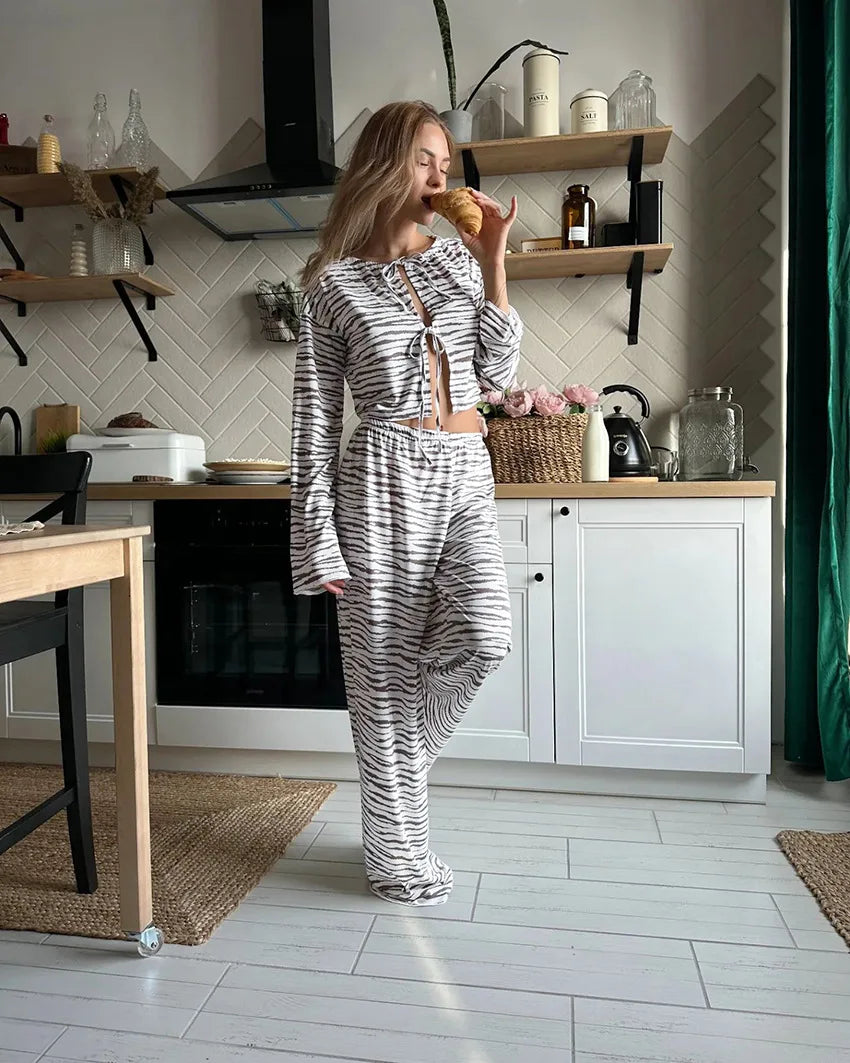 Ensemble Pyjama Femme Automne – Manches Longues & Pantalon Uni Élégant